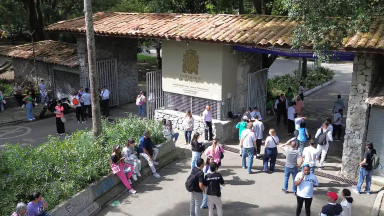 Schools in Medellin -